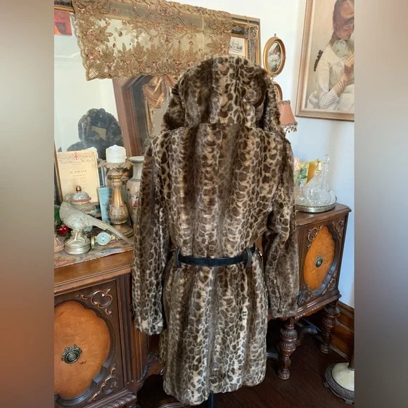 Vintage Amazing Sexy Classy Boho Soft Faux Fur Leopard Print High Collared Coat - Picture 7 of 16